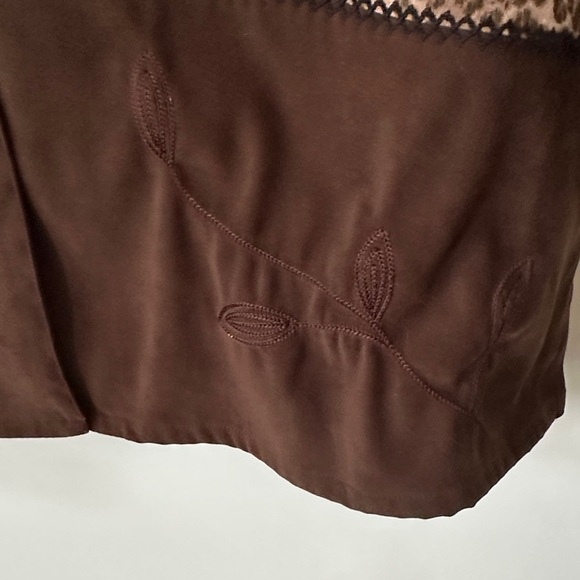 TANJAY | Vintage Brown Mixed Media Animal Print Embroidered Button Up Blouse - Picture 7 of 15